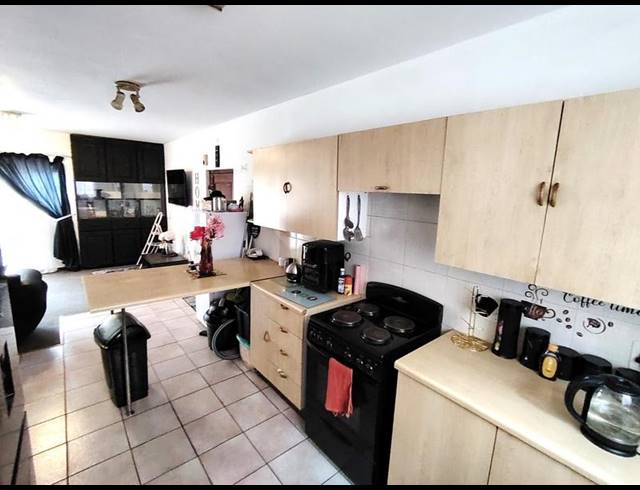 2 BEDROOM PROPERTY TO RENT IN ZWARTKOP